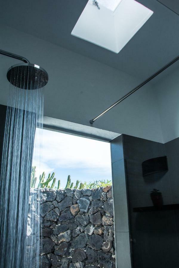 Casa Tahiche - Jacuzzi, Wifi & Bbq Villa ภายนอก รูปภาพ